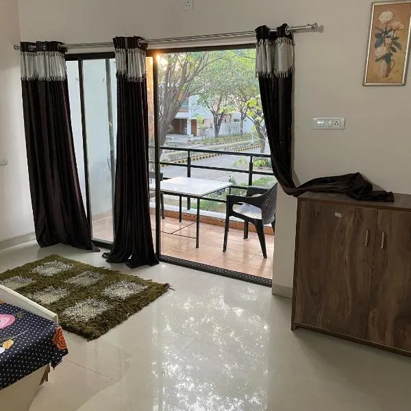 Samruddhi S1 homestay garden villa or S3，位于那格浦尔的酒店
