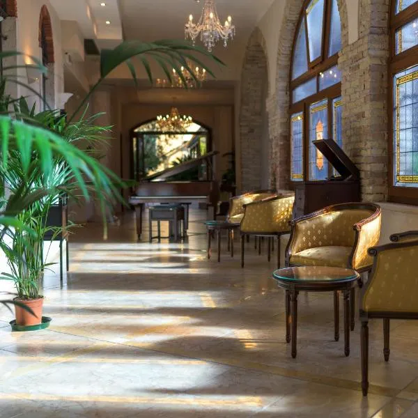 安蒂科莫纳斯泰罗酒店，位于Pulciano的酒店