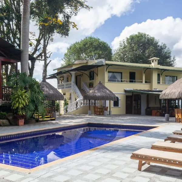 El Edén Country hotel y Club Residencial，位于锡卡西亚的酒店
