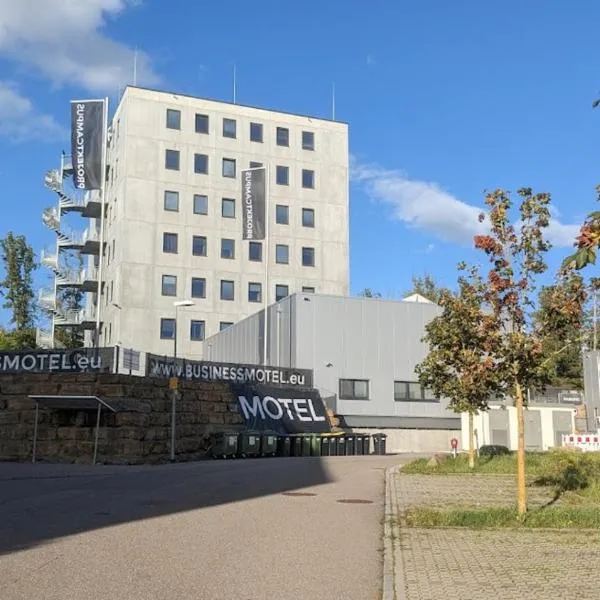 Business-Motel, Night-Checkin, Breakfast 2go, XL-Parking, free WiFi，位于Heimsheim的酒店