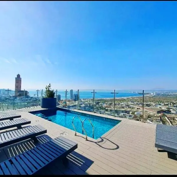 Fabuloso departamento con panorámica vista al mar, a la Herradura y a la ciudad，位于科金博的酒店