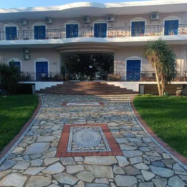 Hotel Hlidi，位于Melívoia的酒店