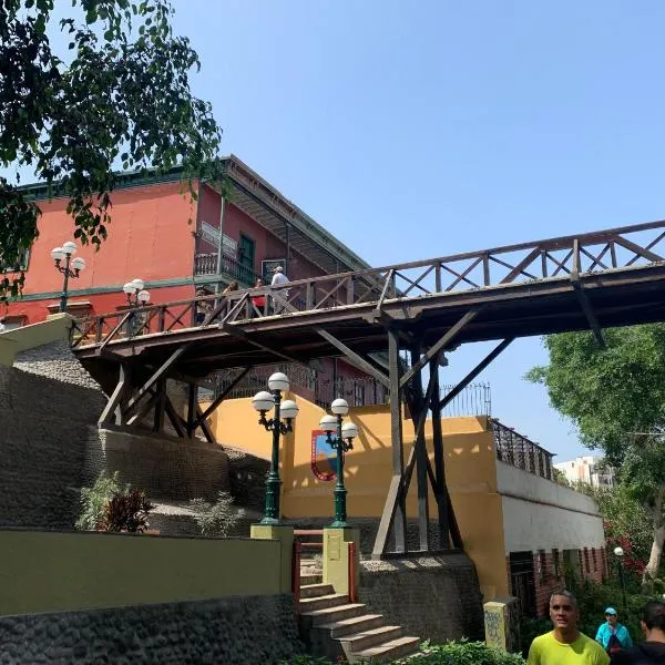Apartamento zona histórica Barranco Desayuno incluido，位于利马的酒店