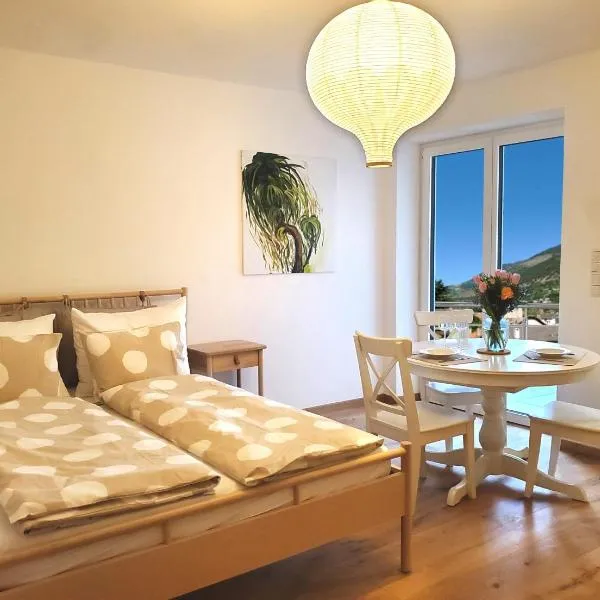 Ferienwohnung in Schlanders，位于西兰德罗的酒店