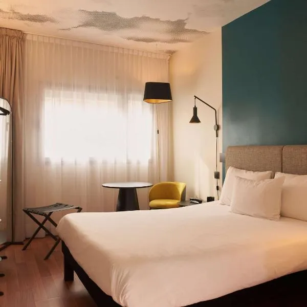 Ibis Madrid Aeropuerto Barajas，位于马德里的酒店