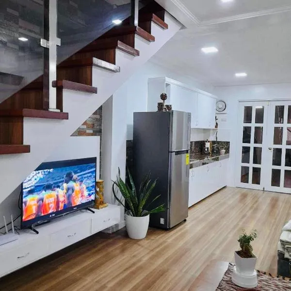 Casa Strata 2 BR 2 Baths whole house with roofdeck，位于碧瑶的酒店