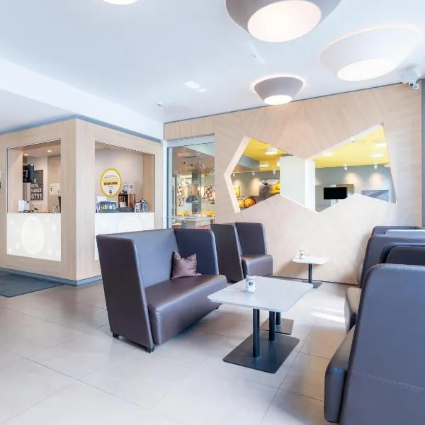 B&B Hotel Stuttgart-Zuffenhausen，位于斯图加特的酒店