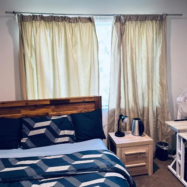 Comfy Stay in Room with Security & Privacy - Room 102，位于奥克兰的酒店