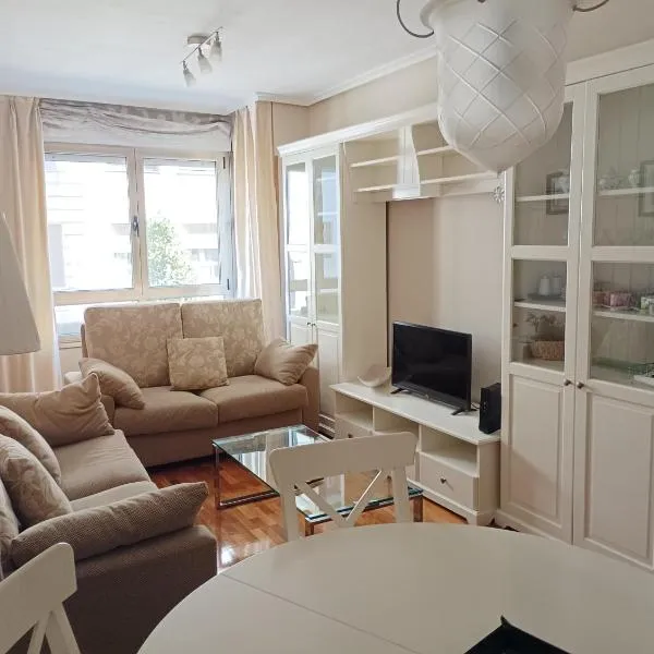 Centro-GASCONA con terraza privada, garaje y wifi gratuito，位于奥维多的酒店