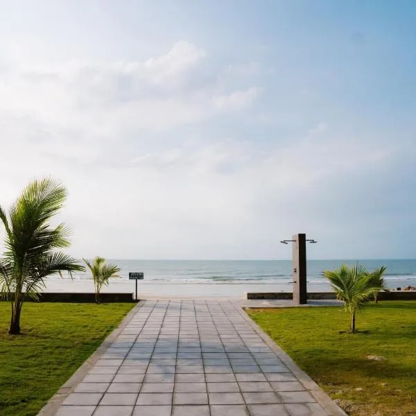 达特兰海滩度假酒店，位于Ấp Sông Phan的酒店