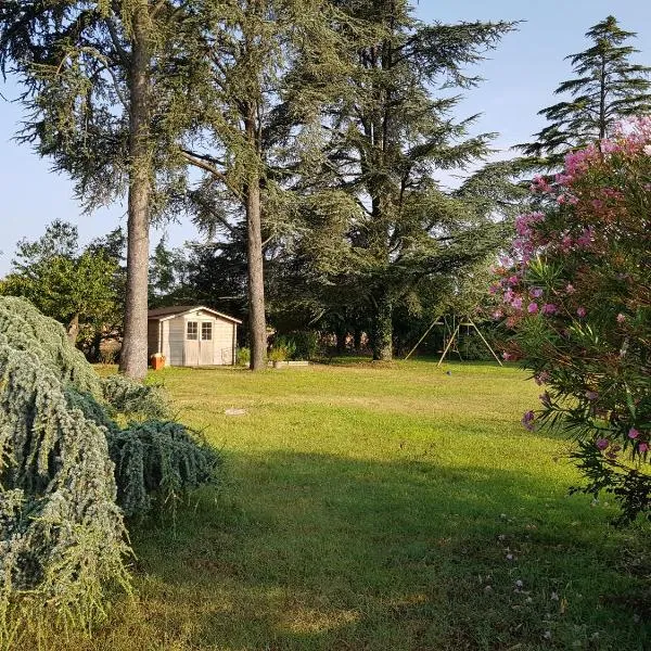 EPICEAH Loft à la campagne à 10 mn de Valence，位于瓦朗斯的酒店