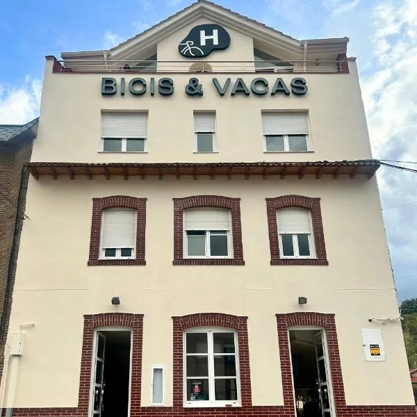 Bicis & Vacas，位于Casares de Arbas的酒店