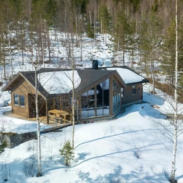 Ruim nieuw huis aan meer de Nisser - Nisserro Hytte，位于Årak的酒店