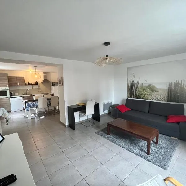 Appartement 2 chambres lumineux，位于Maisse的酒店