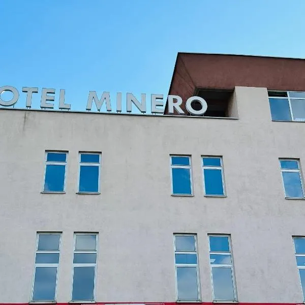 HOTEL MINERO，位于图兹拉的酒店