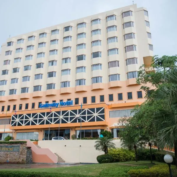帕夭府酒店，位于Ban Rong Ha的酒店