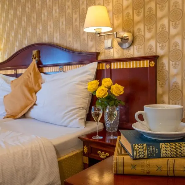 Hotel Tommy Wellness & Spa，位于库多瓦-兹德鲁伊的酒店