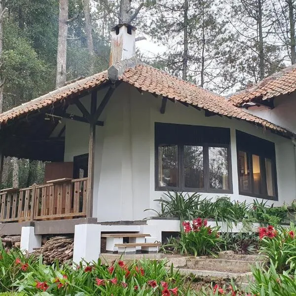 Kartika Lodge，位于Kabupaten Bandung Barat的酒店