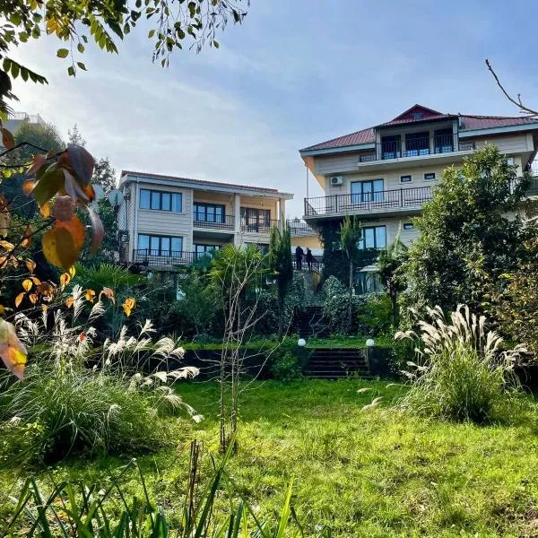 SV Hotel Batumi，位于Zeda Ulianovka的酒店