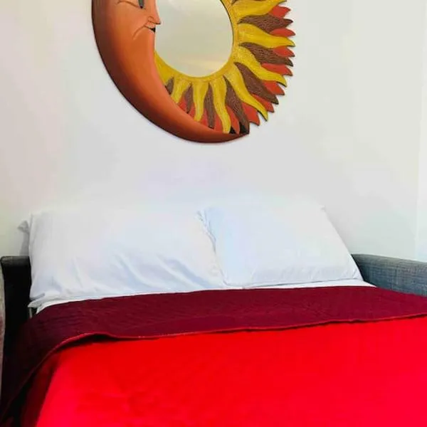 Infinity room，位于Cerreto Alto的酒店