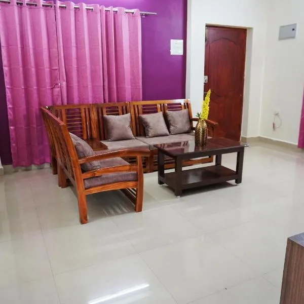 ABS Home Stay, Tirupati，位于蒂鲁帕蒂的酒店