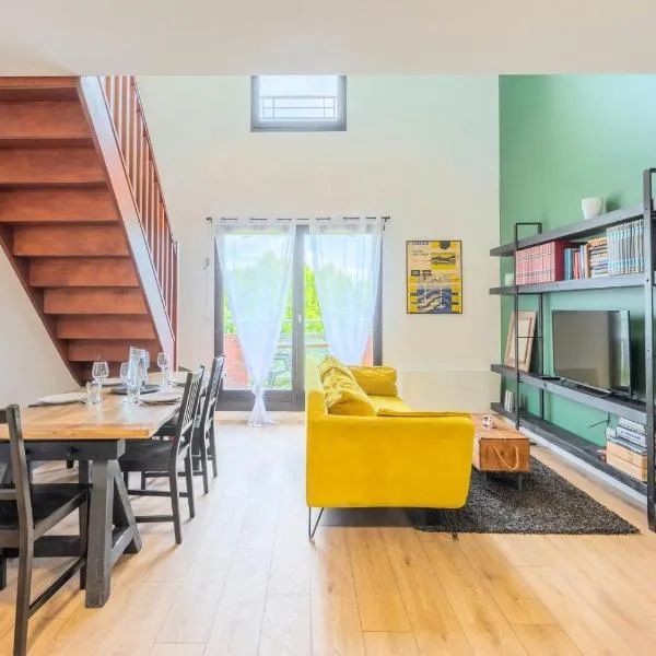 Bright 2-bedroom apartment w balcony and parking，位于朗贝萨尔的酒店