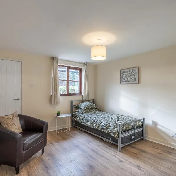 Modern studio flat in Wellington, Telford，位于惠灵顿的酒店