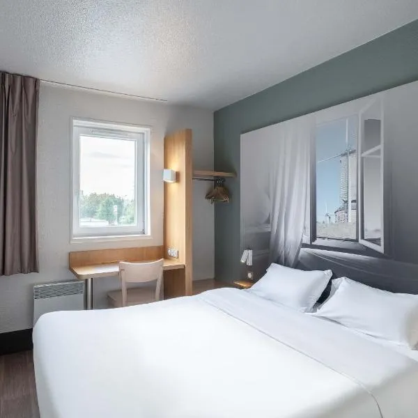 B&B HOTEL Lille Lezennes Stade Pierre Mauroy，位于勒藏讷的酒店