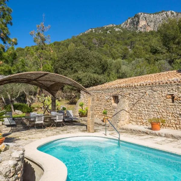 Finca Es Castell，位于比尼博纳的酒店