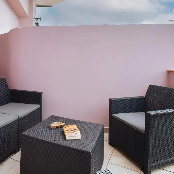 Sardinia's house WIFI Sea Hills and mining history，位于贡内萨的酒店