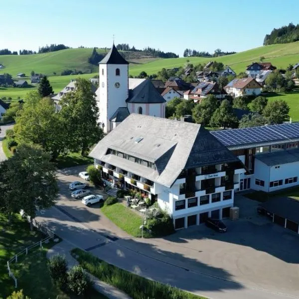 Hotel Kreuz Höhengasthof，位于圣玛尔根的酒店