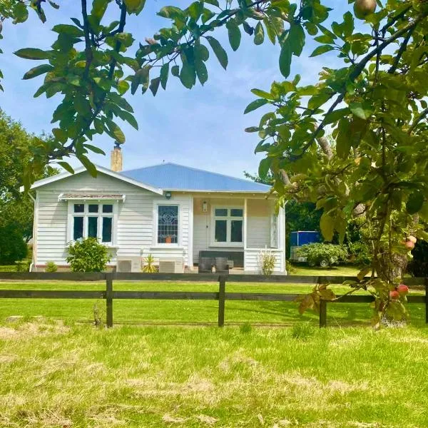 Big Fully Equipped 3BRM Quiet Farm House Near Beach & 12 min to Town，位于Winton的酒店