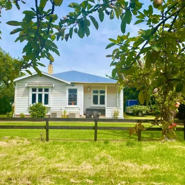 Big Fully Equipped 3BRM Quiet Farm House Near Beach & 12 min to Town，位于Otautau的酒店