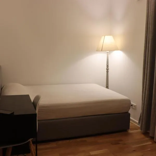 Cosy room near Berlin and close to Tesla Factory in Brandenburg，位于吕德尔斯多夫的酒店