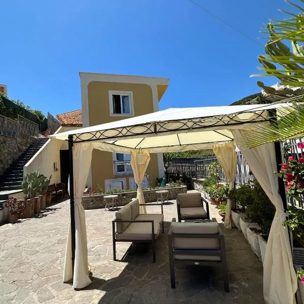 Ponza INN- casa Giovanna，位于蓬扎的酒店