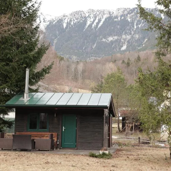 Kleines romantisches Chalet in der Semmering-Rax Region，位于塞默灵的酒店