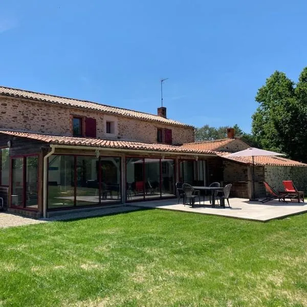 Maison de campagne en Vendée，位于La Genétouze的酒店