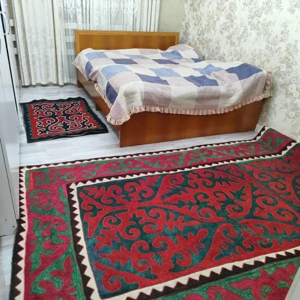 Azis Guest House, Hostel，位于Kyzart的酒店