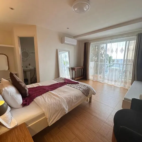 CasaDel Beach House，位于马比尼的酒店