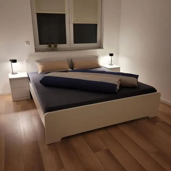 Ferienwohnung Vara，位于特里费尔斯山麓安韦勒的酒店
