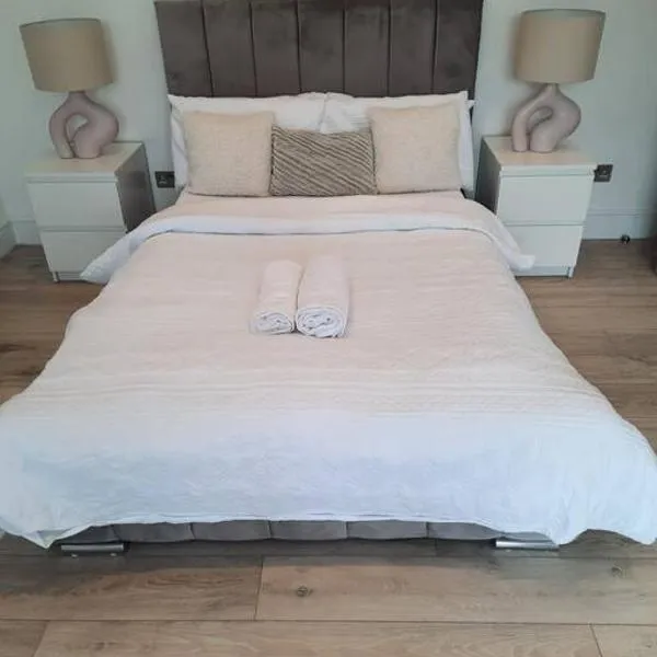 Luxury Kingsize Room in London，位于Catford的酒店