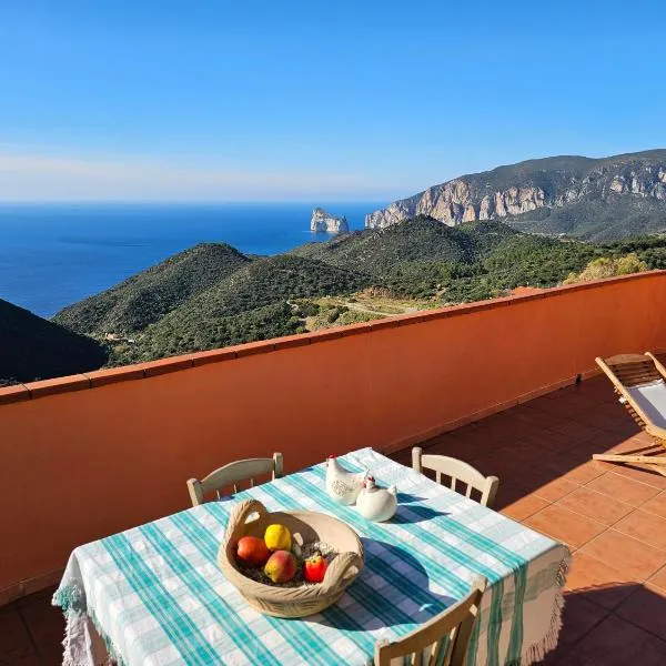 Casa con magnifica vista mare，位于内比达的酒店