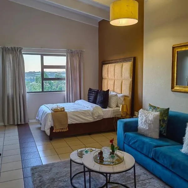 Tranquility facing Steyn City，位于Sandton的酒店
