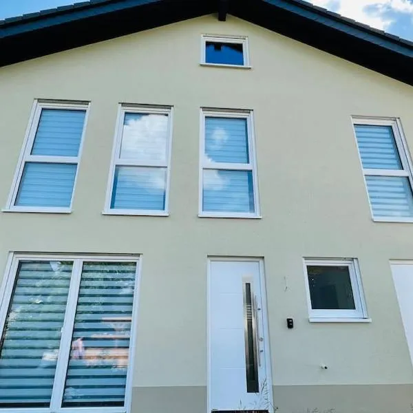 ganze Ferienwohnung 73m² in Wittlich，位于维特利希的酒店