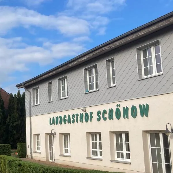 Pension am Schönower Schlosspark，位于安格尔明德的酒店