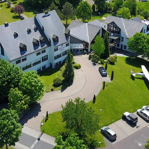 伯格斯塔特酒店，位于Hollnich的酒店