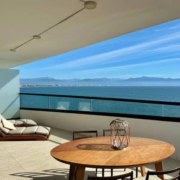 Oceanfront 3BR Condo at Narval Norte，位于布塞里亚斯的酒店
