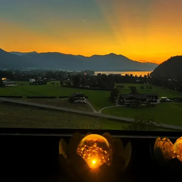 Apartment Sunset am Wolfgangsee，位于施特罗布尔的酒店