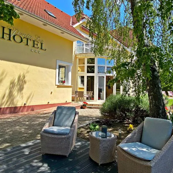 潘塔卢克斯酒店，位于Vértesszőlős的酒店
