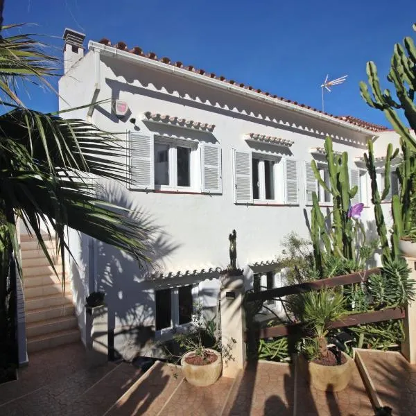 Casa Dieter，位于卡拉加尔达纳的酒店
